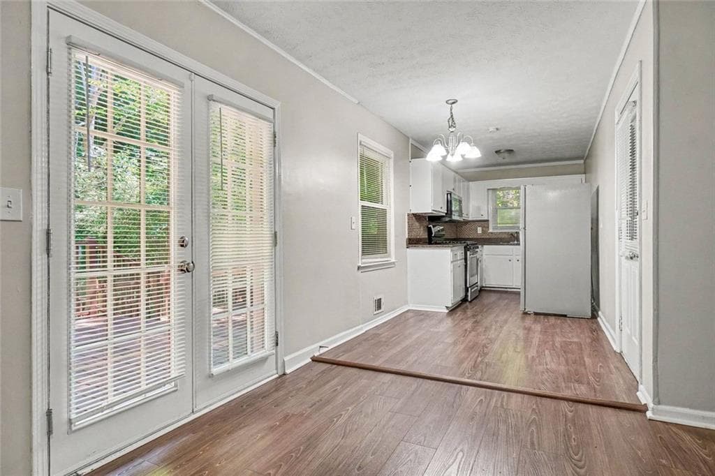 3 bedroom, 2 bathroom, 1,278 sq ft single family residence for sale at 3750 Paul Street, Douglasville, GA 30135 — photo 5