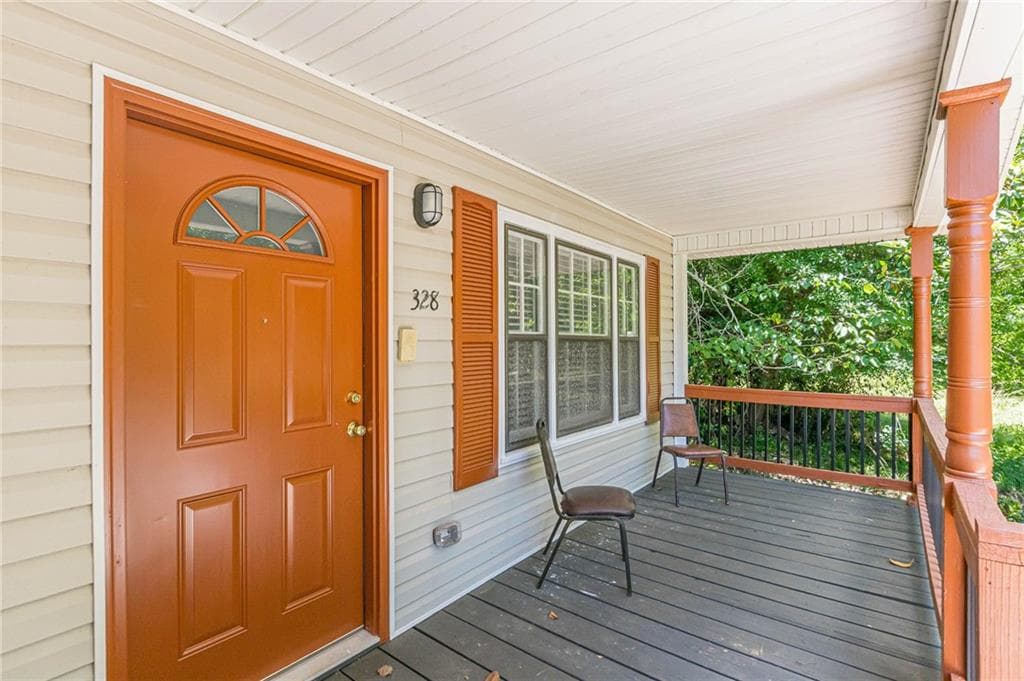 3 bedroom, 2 bathroom, 1,418 sq ft single family residence for sale at 328 Carter Street, Greenville, GA 30222 — photo 8