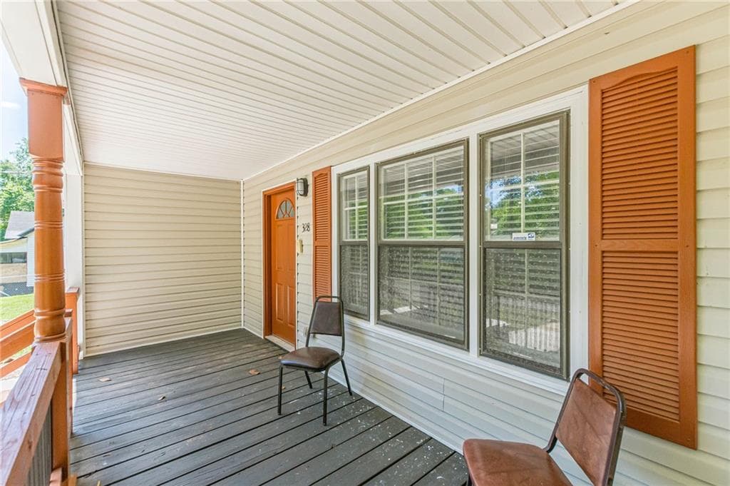 3 bedroom, 2 bathroom, 1,418 sq ft single family residence for sale at 328 Carter Street, Greenville, GA 30222 — photo 9