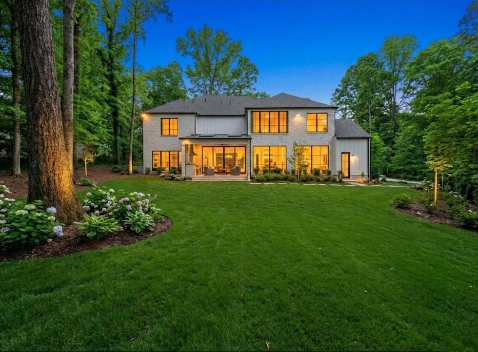 5 bedroom, 7 bathroom, 4,970 sq ft single family residence for sale at 175 Andover, Alpharetta, GA 30009 — photo 2
