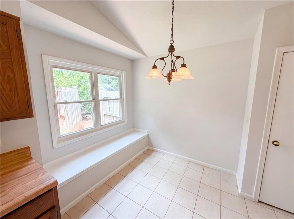 3 bedroom, 2 bathroom, 1,446 sq ft single family residence for sale at 158 Colemans Bluff Drive, Woodstock, GA 30188 — photo 6