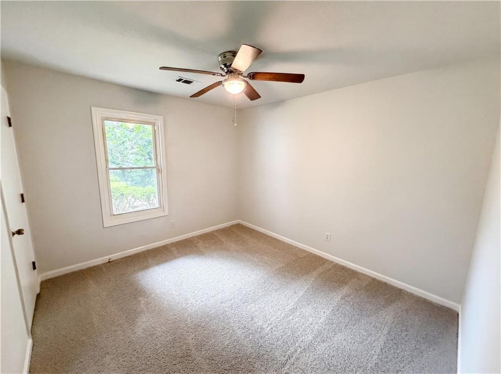 3 bedroom, 2 bathroom, 1,446 sq ft single family residence for sale at 158 Colemans Bluff Drive, Woodstock, GA 30188 — photo 9