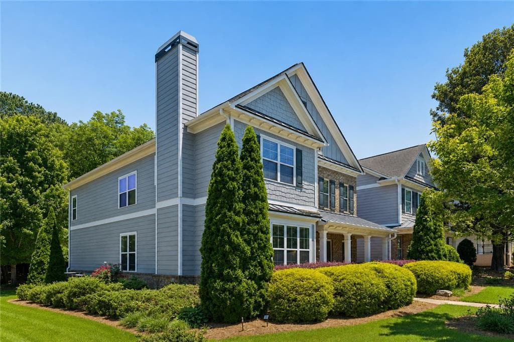 4 bedroom, 4 bathroom, 2,844 sq ft single family residence for sale at 3363 Old Concord Road, Smyrna, GA 30082 — photo 2