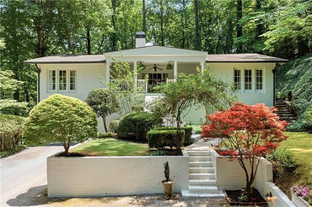 4 bedroom, 3 bathroom, 2,268 sq ft single family residence sold at 1220 E Beechwood Drive, Atlanta, GA 30327