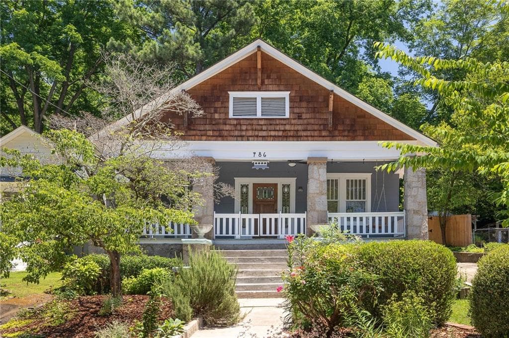 3 bedroom, 3 bathroom, 1,800 sq ft single family residence sold at 786 Palatine Avenue, Atlanta, GA 30316