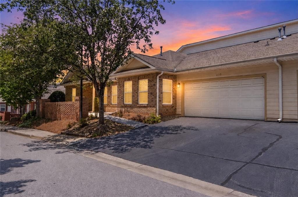 235 Villa Park Circle, Stone Mountain, GA 30087 — most recent listing photo