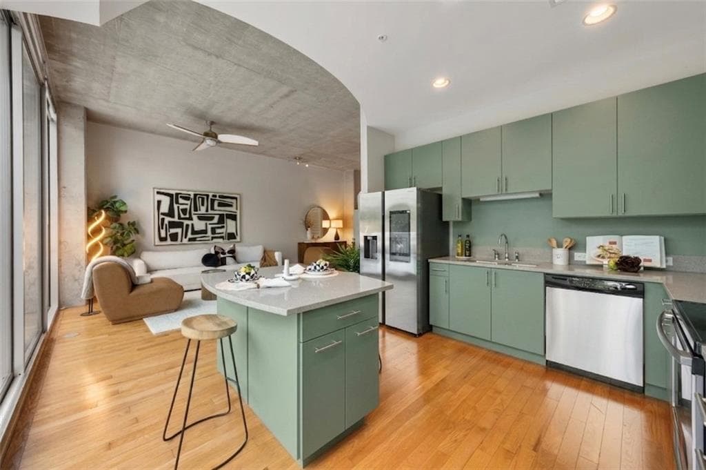 1 bedroom, 1 bathroom, 813 sq ft condominium for sale at 3300 Windy Ridge Parkway 507, Atlanta, GA 30339 — photo 7