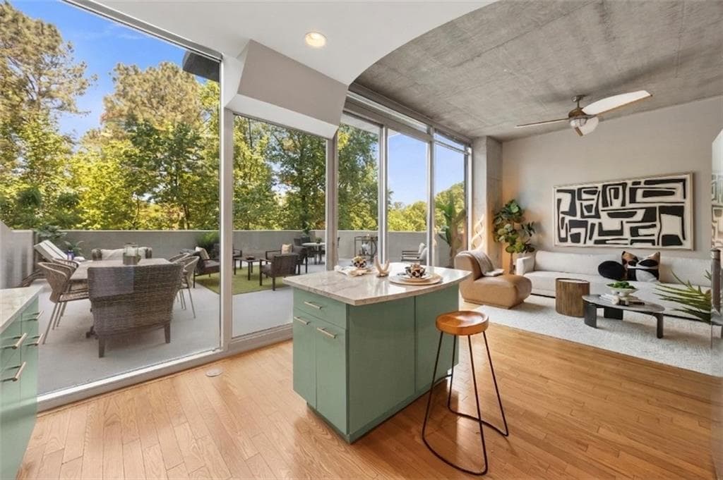 1 bedroom, 1 bathroom, 813 sq ft condominium for sale at 3300 Windy Ridge Parkway 507, Atlanta, GA 30339 — photo 9