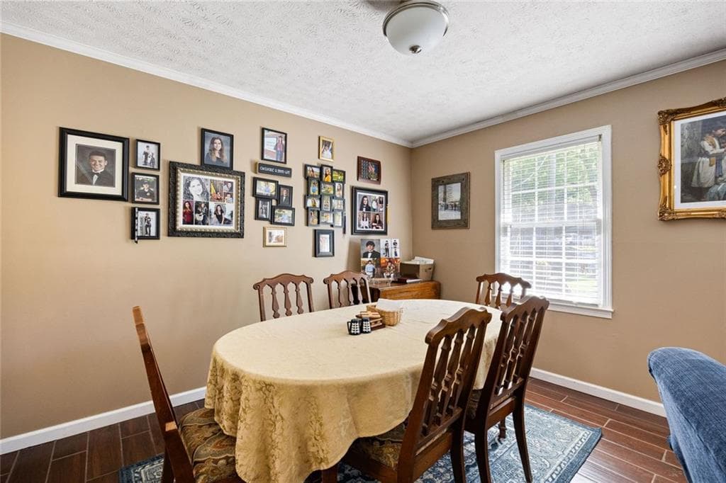 5 bedroom, 3 bathroom, 2,540 sq ft single family residence for sale at 114 Margo Trail, Rome, GA 30161 — photo 8