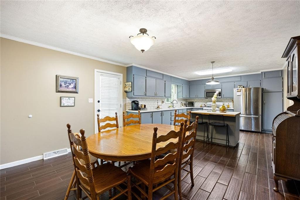5 bedroom, 3 bathroom, 2,540 sq ft single family residence for sale at 114 Margo Trail, Rome, GA 30161 — photo 10