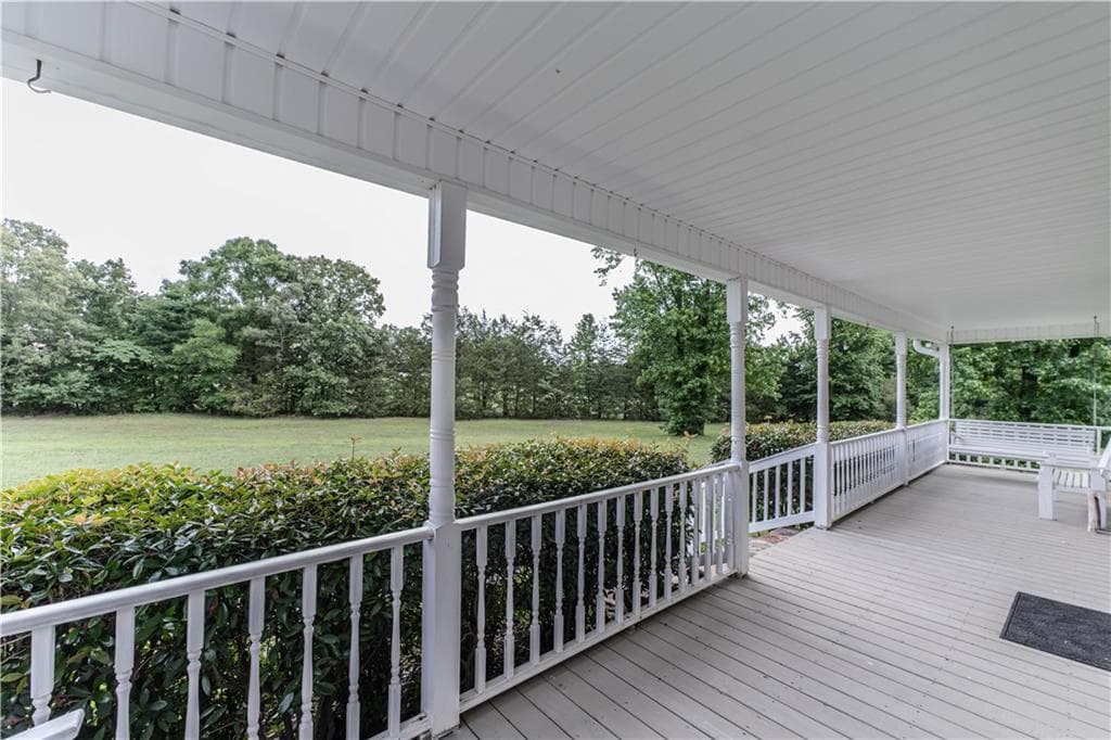 4 bedroom, 3 bathroom, 3,254 sq ft single family residence under contract at 55 Ted Donath Road, Armuchee, GA 30105 — photo 2