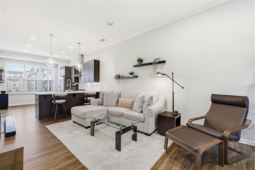 2 bedroom, 3 bathroom, 1,440 sq ft townhouse for sale at 629 Broadview Place, Atlanta, GA 30324 — photo 7