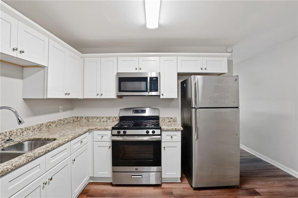 3 bedroom, 1 bathroom, 925 sq ft single family residence for sale at 830 Mercury Drive, Atlanta, GA 30331 — photo 10
