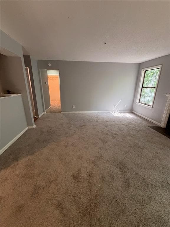 1 bedroom, 1 bathroom, 808 sq ft condominium under contract at 615 Ridge Creek Drive, Clarkston, GA 30021 — photo 3