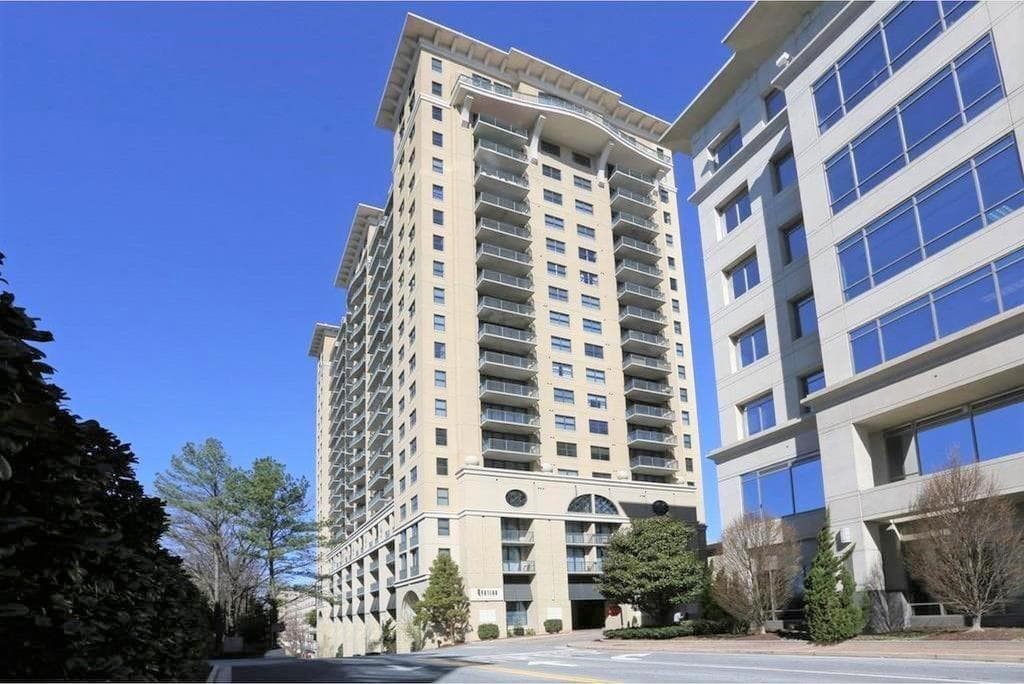 1 bedroom, 1 bathroom condominium for rent at 3040 Peachtree Road 1509, Atlanta, GA 30305 for $1,895 a month — photo 1 of 18