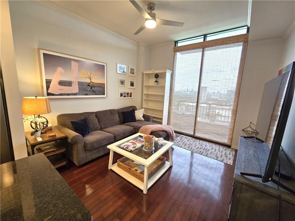 1 bedroom, 1 bathroom condominium for rent at 3040 Peachtree Road 1509, Atlanta, GA 30305 for $1,895 a month — photo 7