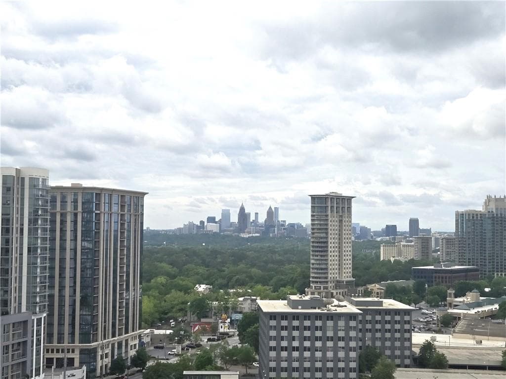 1 bedroom, 1 bathroom condominium for rent at 3040 Peachtree Road 1509, Atlanta, GA 30305 for $1,895 a month — photo 8