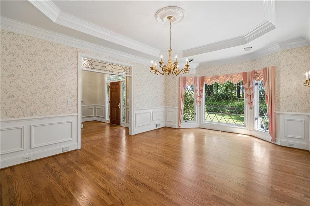 7 bedroom, 5 bathroom, 6,383 sq ft single family residence under contract at 4957 Chedworth Drive, Smoke Rise, GA 30087 — photo 5