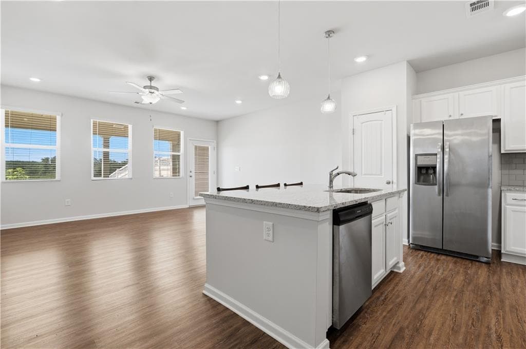 2 bedroom, 2 bathroom, 1,357 sq ft single family residence under contract at 39 Piedmont View Lane, Jasper, GA 30143 — photo 4