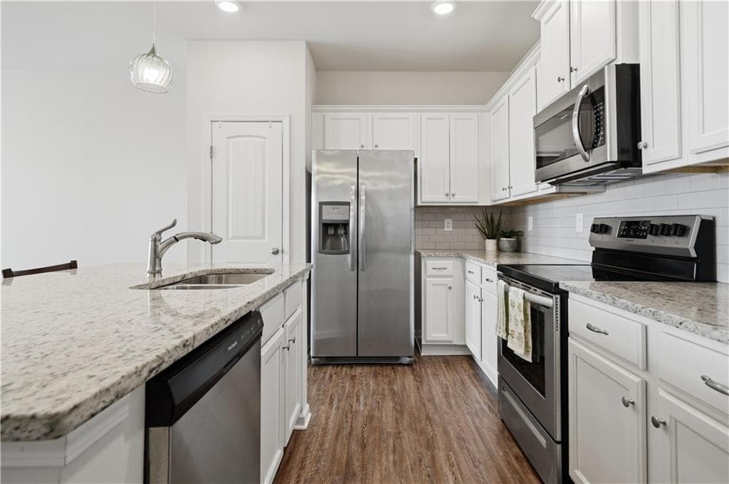 2 bedroom, 2 bathroom, 1,357 sq ft single family residence under contract at 39 Piedmont View Lane, Jasper, GA 30143 — photo 5