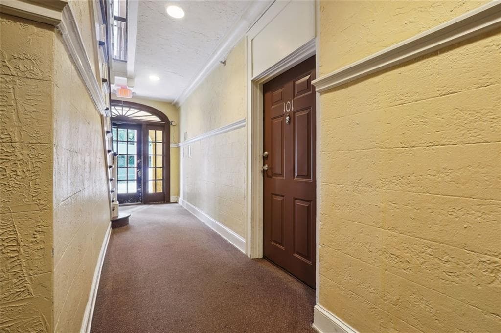 2 bedroom, 3 bathroom, 1,277 sq ft condominium for rent at 2855 Peachtree Road 101, Atlanta, GA 30305 for $1,800 a month — photo 3