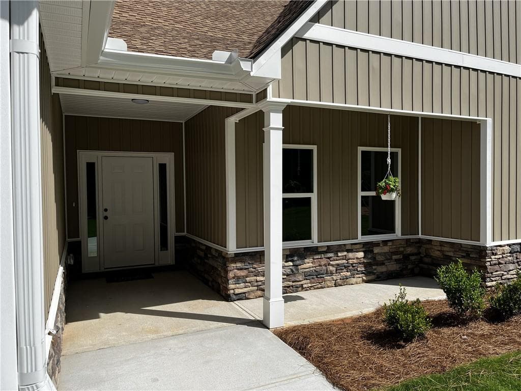 3 bedroom, 2 bathroom, 1,685 sq ft single family residence for sale at 1932 Cochran Ridge Road, Hiram, GA 30141 — photo 3