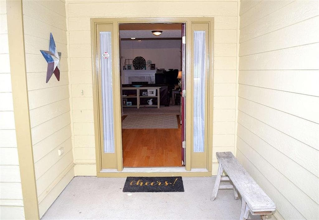 3 bedroom, 3 bathroom, 2,178 sq ft single family residence for rent at 450 Running Fawn Drive, Suwanee, GA 30024 for $2,550 a month — photo 2
