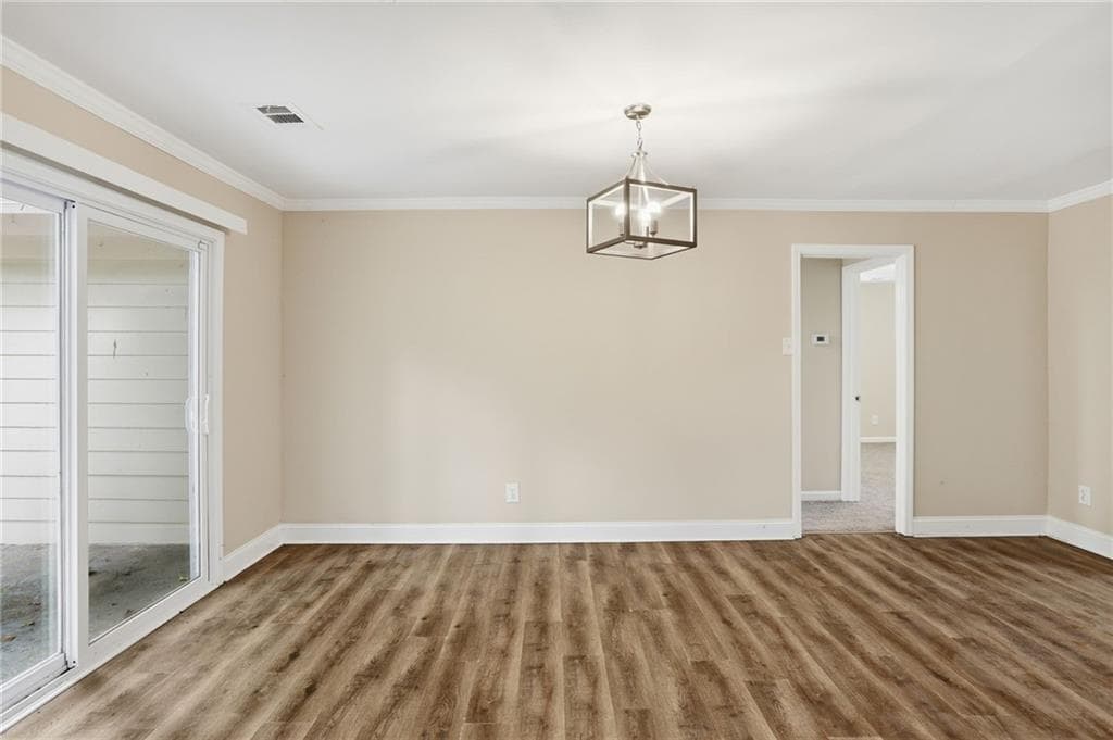3 bedroom, 2 bathroom, 1,875 sq ft single family residence for sale at 310 Flagstone Drive, Atlanta, GA 30331 — photo 7
