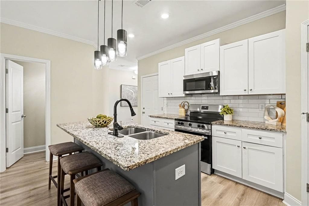 3 bedroom, 3 bathroom, 1,732 sq ft townhouse for sale at 181 Dewey Road, Lilburn, GA 30047 — photo 9