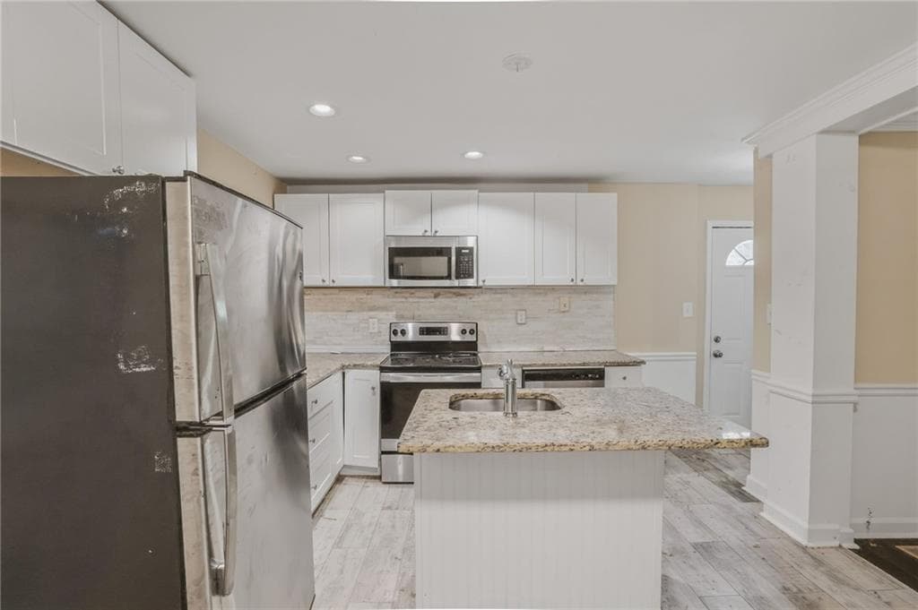 3 bedroom, 1 bathroom, 1,066 sq ft single family residence for sale at 230 Argus Circle, Atlanta, GA 30331 — photo 8