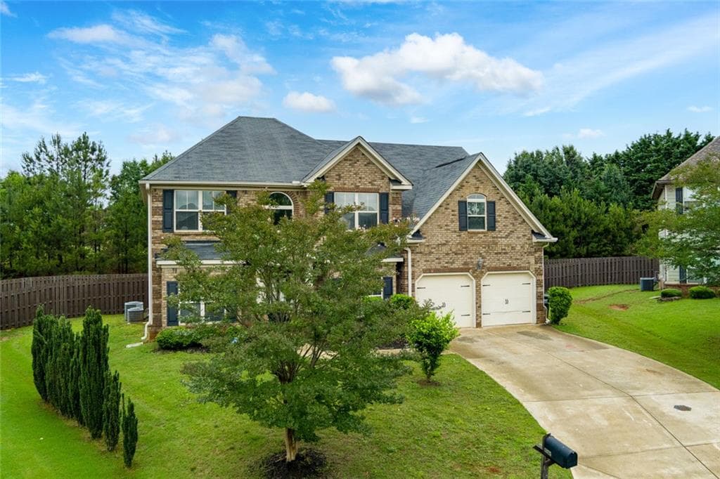 5 bedroom, 3 bathroom, 3,029 sq ft single family residence under contract at 6025 Andrew Way, Cumming, GA 30041
