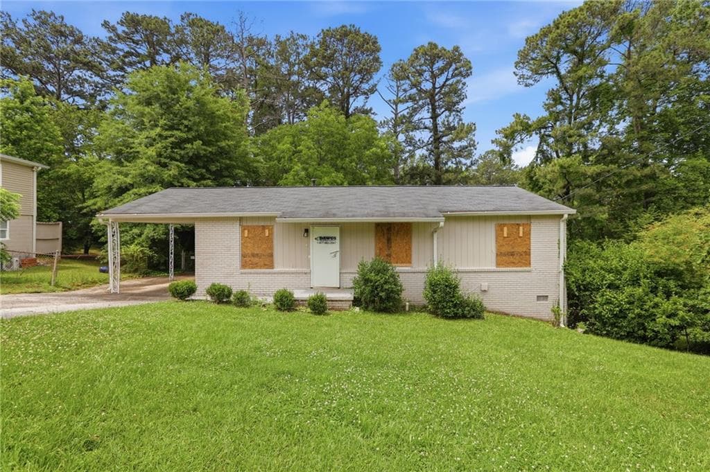 3 bedroom, 1 bathroom, 1,040 sq ft single family residence for sale at 3809 Clovis Court, Atlanta, GA 30331