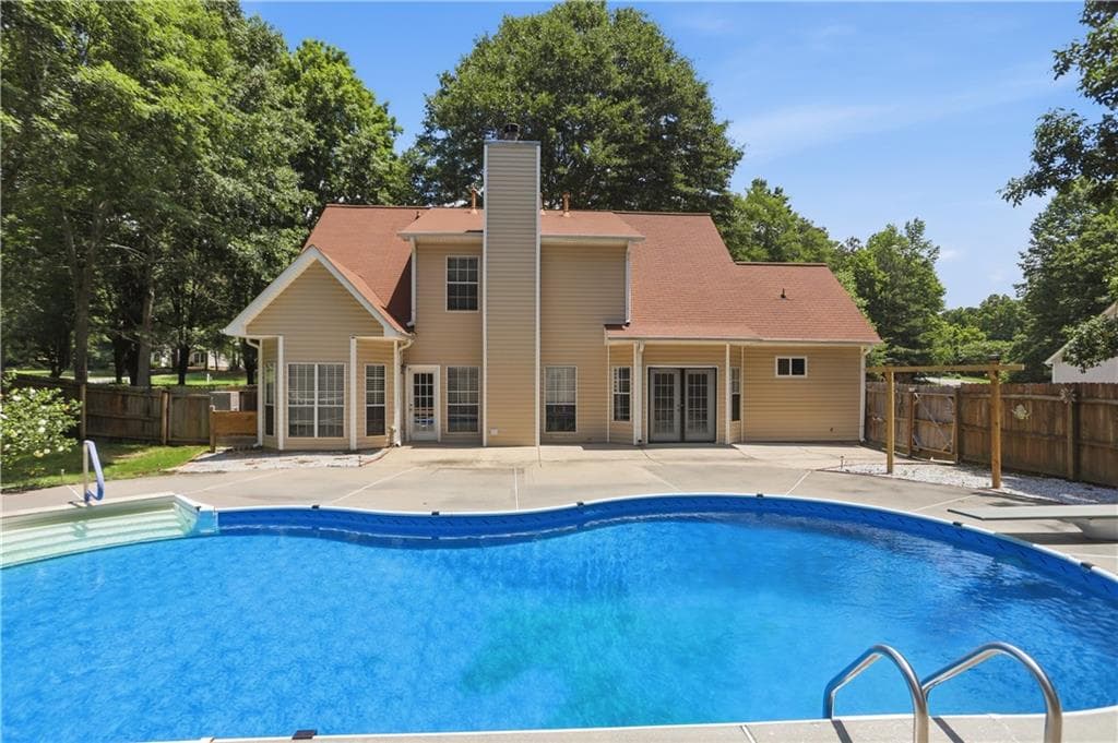 3 bedroom, 3 bathroom, 2,626 sq ft single family residence for sale at 200 Kripple Kreek Drive, Sharpsburg, GA 30277 — photo 5
