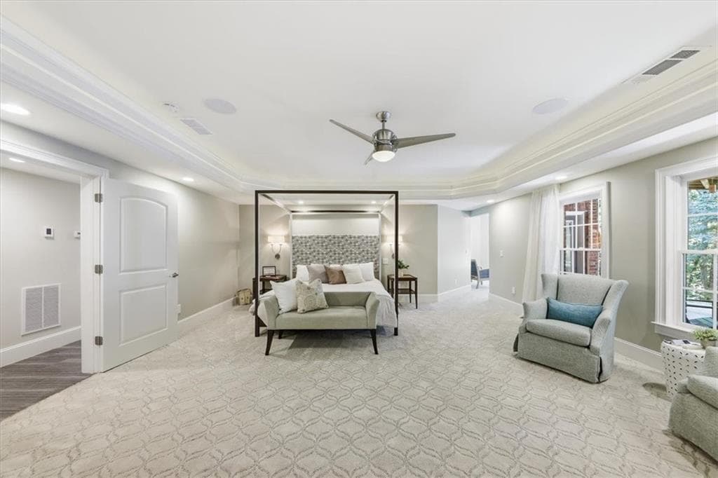 5 bedroom, 6 bathroom, 6,764 sq ft single family residence for sale at 5118 Deer Creek Court, Flowery Branch, GA 30542 — photo 9