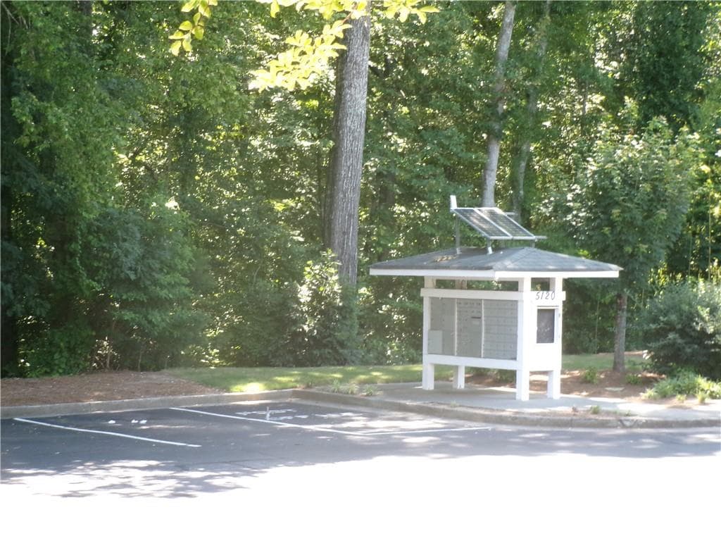 2 bedroom, 3 bathroom, 1,228 sq ft townhouse for sale at 1620 Cove Creek Circle, Norcross, GA 30093 — photo 3