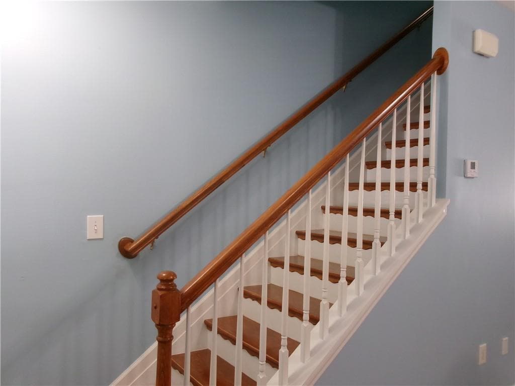 2 bedroom, 3 bathroom, 1,228 sq ft townhouse for sale at 1620 Cove Creek Circle, Norcross, GA 30093 — photo 5
