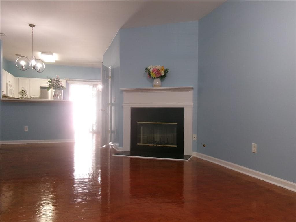 2 bedroom, 3 bathroom, 1,228 sq ft townhouse for sale at 1620 Cove Creek Circle, Norcross, GA 30093 — photo 6