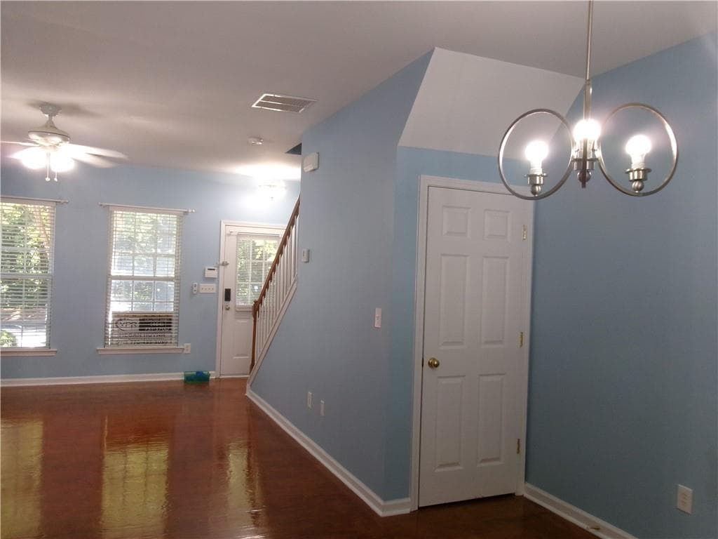 2 bedroom, 3 bathroom, 1,228 sq ft townhouse for sale at 1620 Cove Creek Circle, Norcross, GA 30093 — photo 8