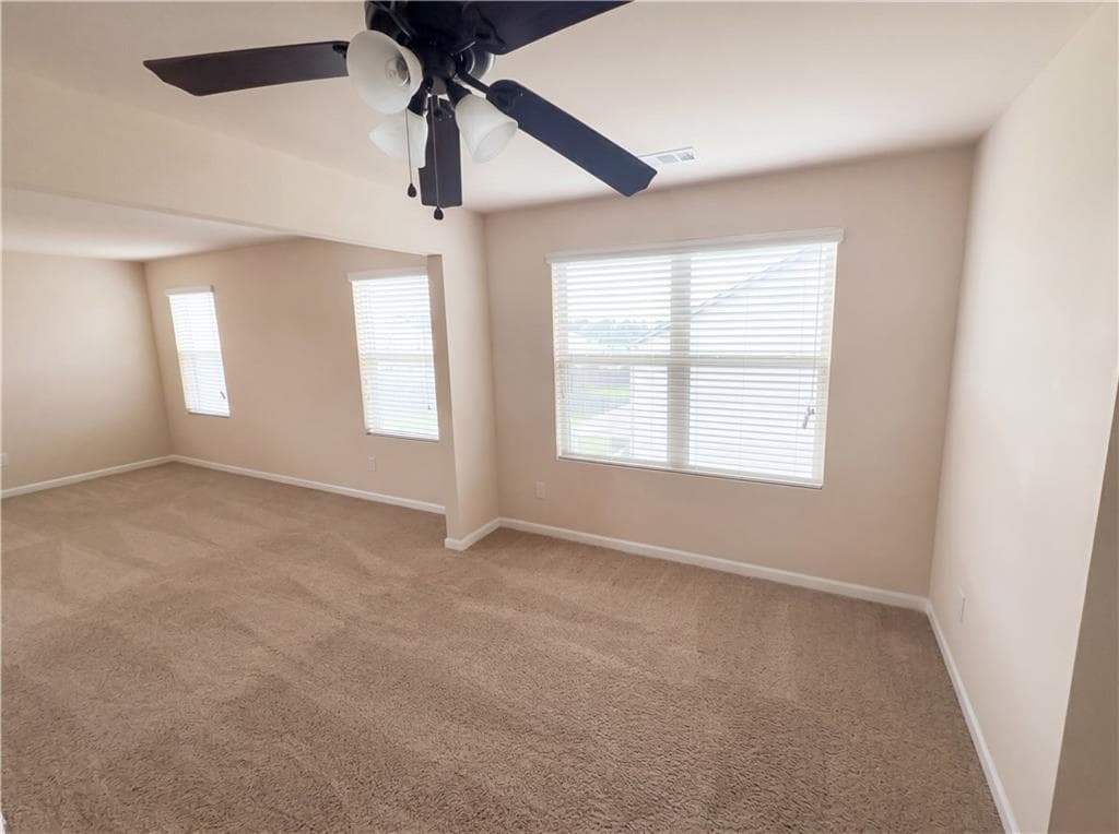 5 bedroom, 3 bathroom, 3,180 sq ft single family residence under contract at 8496 Glenview Street, Douglasville, GA 30134 — photo 10