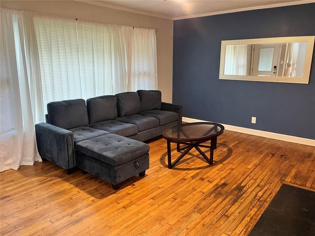 3 bedroom, 2 bathroom, 1,385 sq ft single family residence for sale at 307 Cherokee Drive, Warner Robins, GA 31093 — photo 3