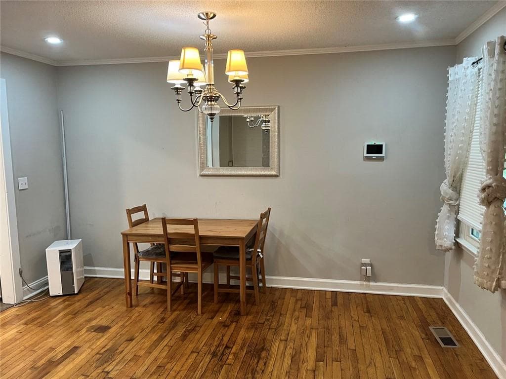 3 bedroom, 2 bathroom, 1,385 sq ft single family residence for sale at 307 Cherokee Drive, Warner Robins, GA 31093 — photo 5