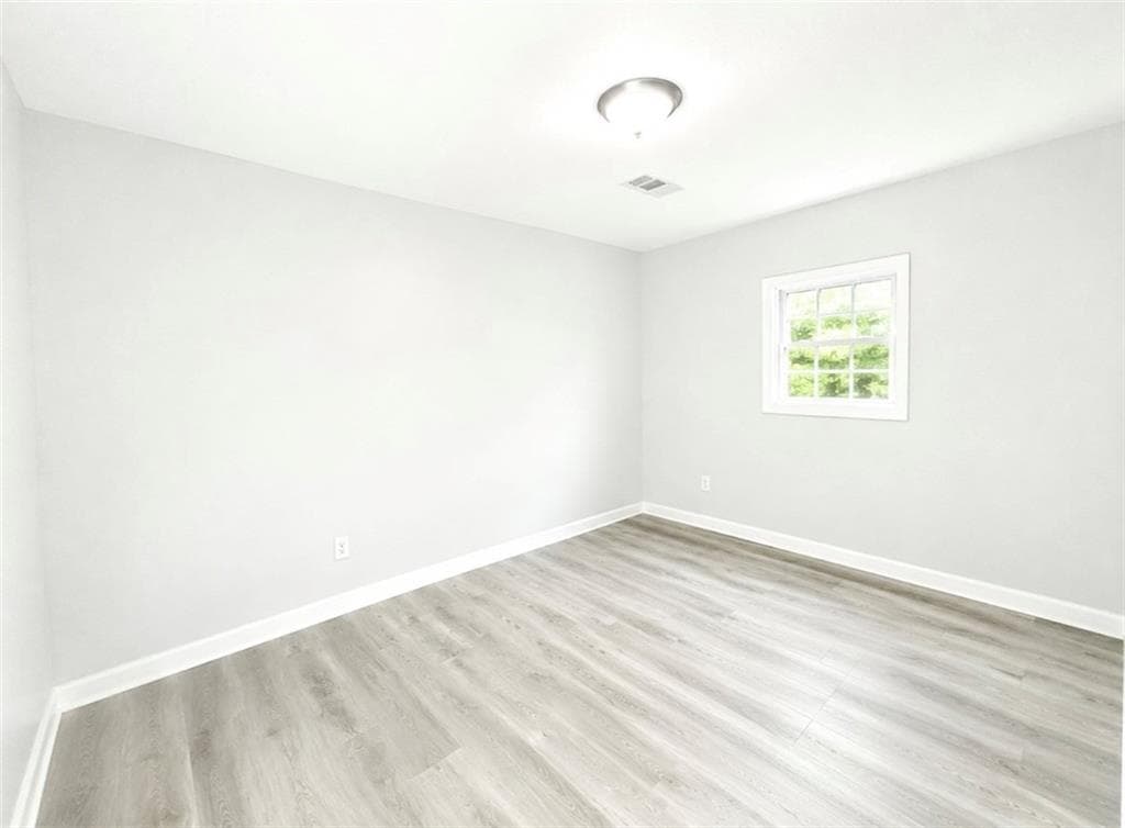 3 bedroom, 2 bathroom, 1,154 sq ft single family residence for sale at 917 Garibaldi Street, Atlanta, GA 30310 — photo 9