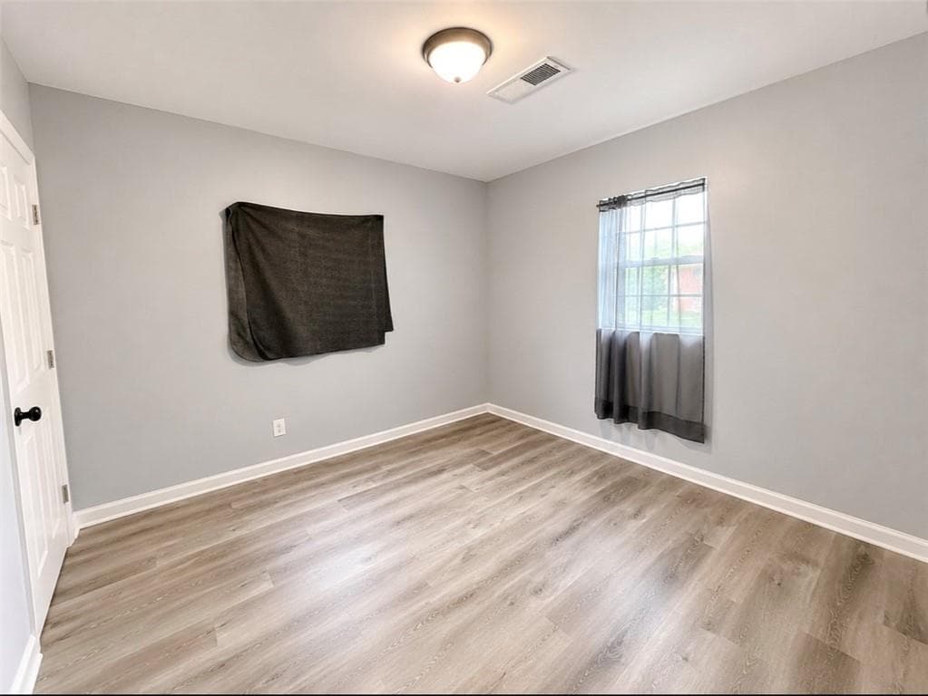 3 bedroom, 2 bathroom, 1,154 sq ft single family residence for sale at 917 Garibaldi Street, Atlanta, GA 30310 — photo 10