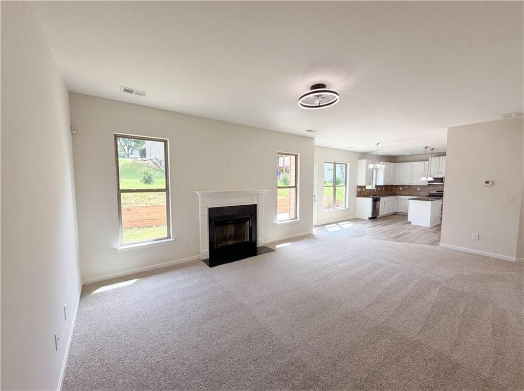 3 bedroom, 2 bathroom, 2,668 sq ft single family residence for sale at 4440 Prather Son Drive, Loganville, GA 30052 — photo 3