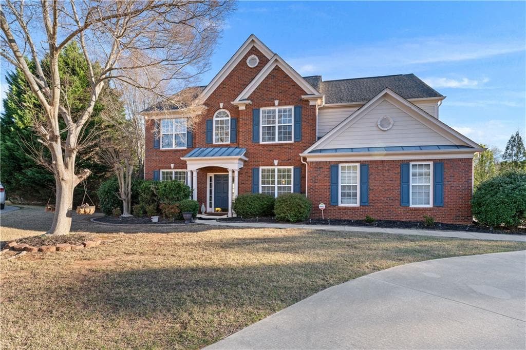 5 bedroom, 3 bathroom, 2,528 sq ft single family residence for sale at 135 Splinter Court, Suwanee, GA 30024