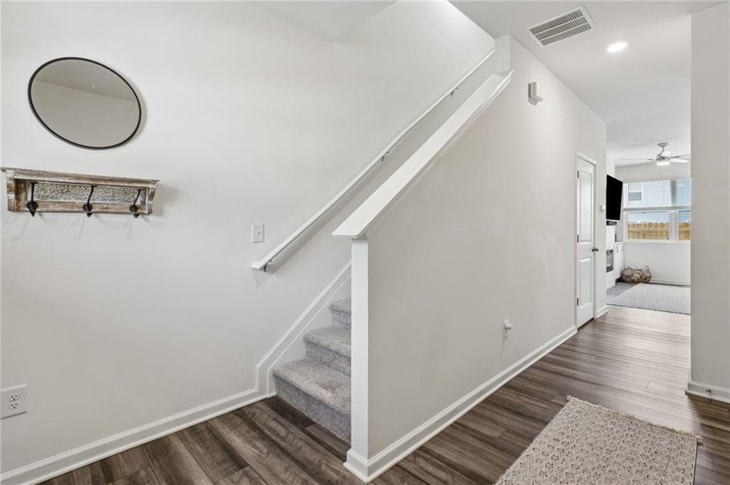 3 bedroom, 3 bathroom, 1,420 sq ft townhouse for sale at 202 Fenchurch Way 2269, Cartersville, GA 30120 — photo 6