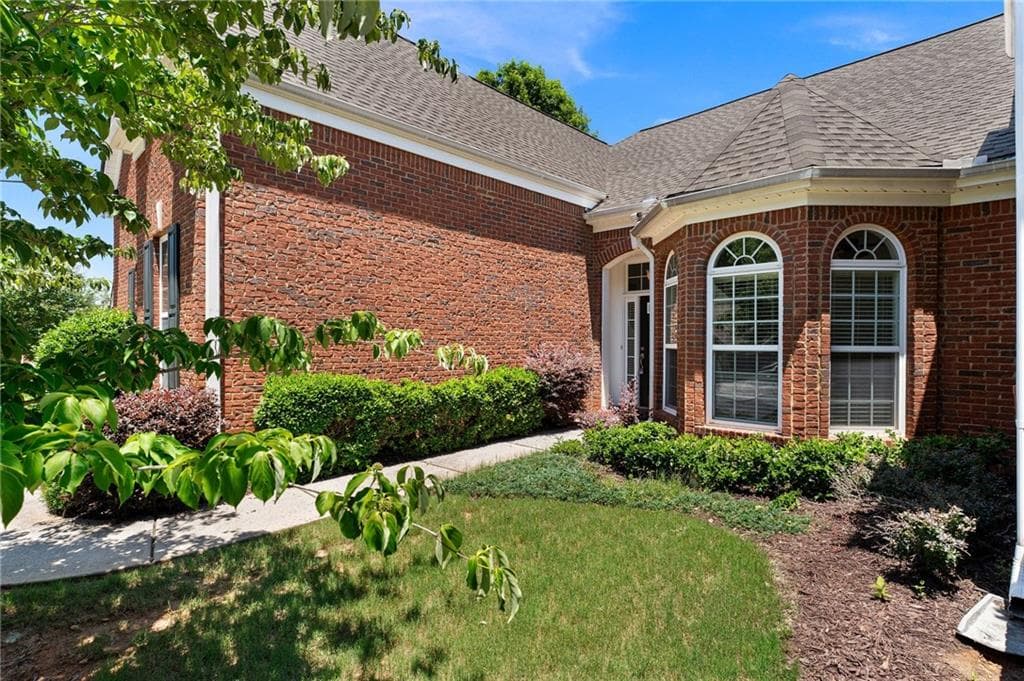 3 bedroom, 3 bathroom, 1,944 sq ft townhouse under contract at 431 Brookes Walk, Woodstock, GA 30188 — photo 3