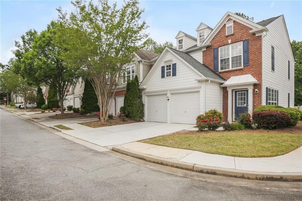3 bedroom, 3 bathroom, 1,836 sq ft townhouse for rent at 3611 Elkhorn Court, Duluth, GA 30096 for $2,400 a month — photo 2