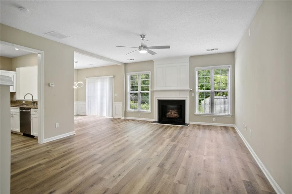 3 bedroom, 3 bathroom, 1,836 sq ft townhouse for rent at 3611 Elkhorn Court, Duluth, GA 30096 for $2,400 a month — photo 4