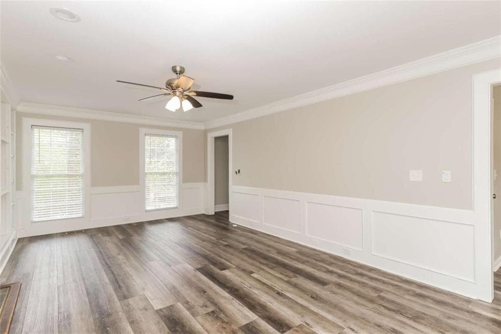 4 bedroom, 3 bathroom, 2,626 sq ft single family residence under contract at 1681 Oak Crest Court, Marietta, GA 30066 — photo 9